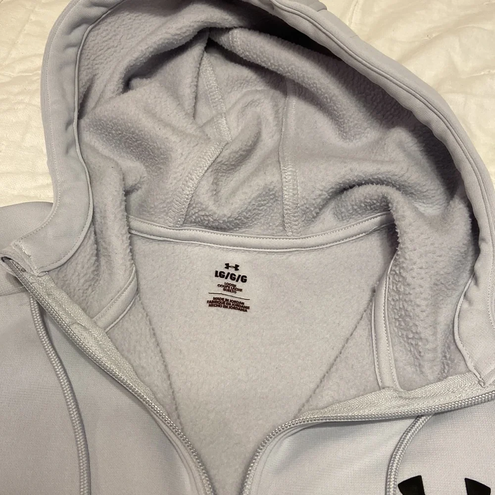 Under Armour. L. Zip Up. Silver. - Picture 2 of 5